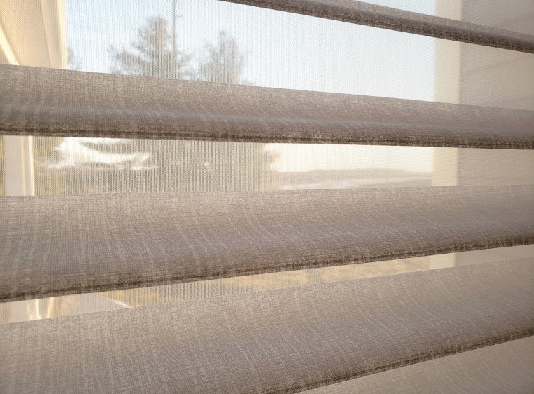 Hunter Douglas Dealer Image